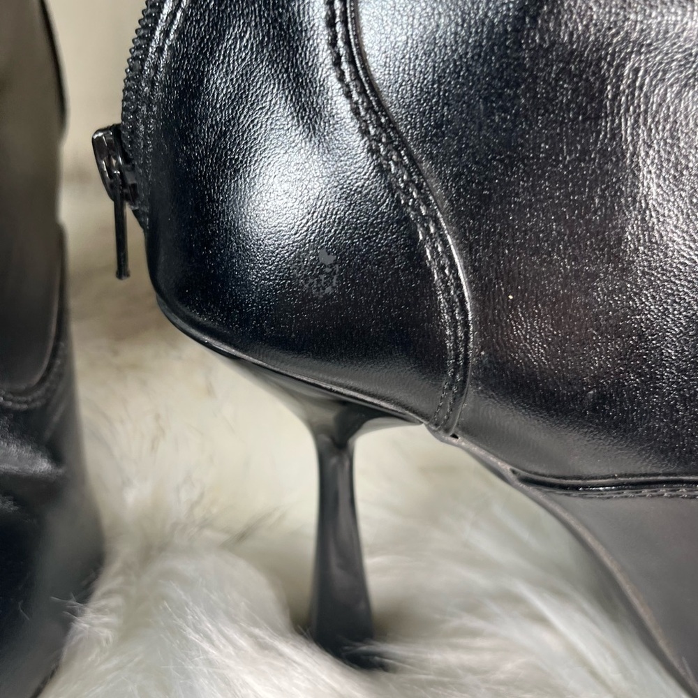 Elegant Western Black Women's Boots - Picture 4 of 9